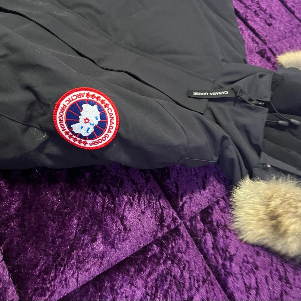 Canada Goose black shelburne parka heritage size XS women’s